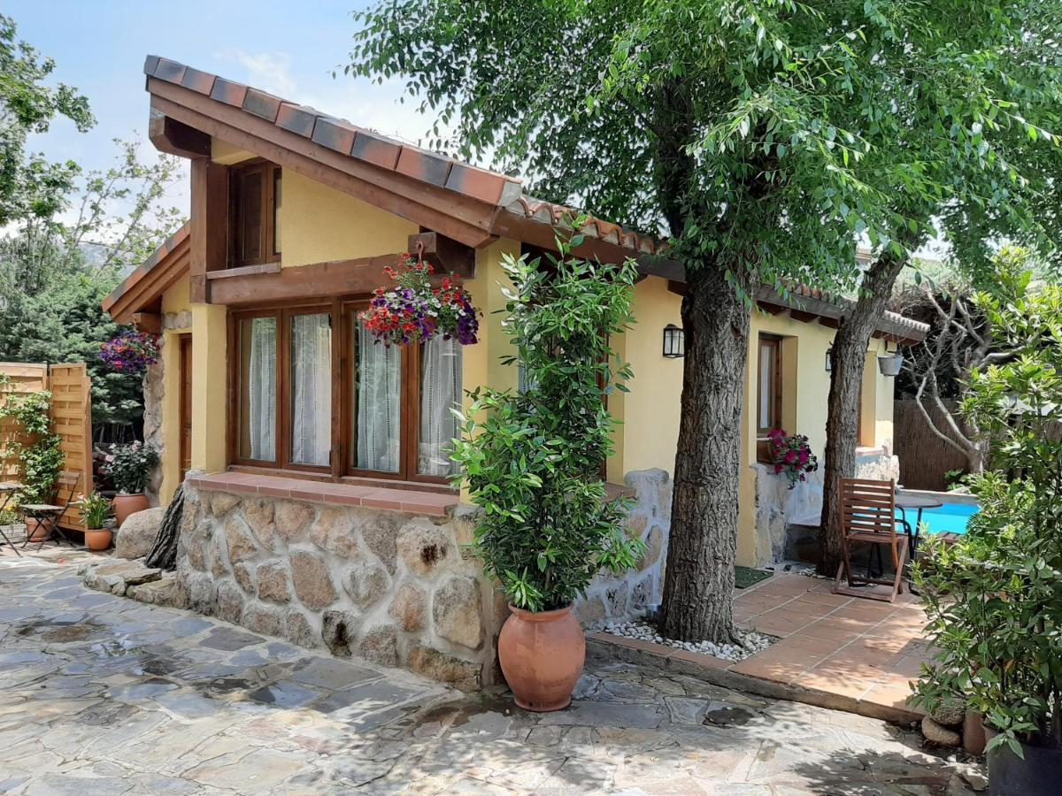 Acogedora Casa Rural En La Sierra De Madrid Mataelpino Bagian luar foto